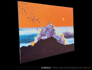 Gialiskari - Gialiskari ist ein nördlich gelegenes Küstendorf mit intensiver Fischereitätigkeit. Zwei seiner herausragendsten Merkmale sind die kleine Kapelle der Analipsis (Himmelfahrt) und der kleine Hafen für die Fischerboote. Ein unvergesslicher Anblick! Während Paare in der kleinen Kapelle auf der faszinierenden Halbinsel ewige Liebe und Treue schwören, bleiben ihre Herzen für immer dort!